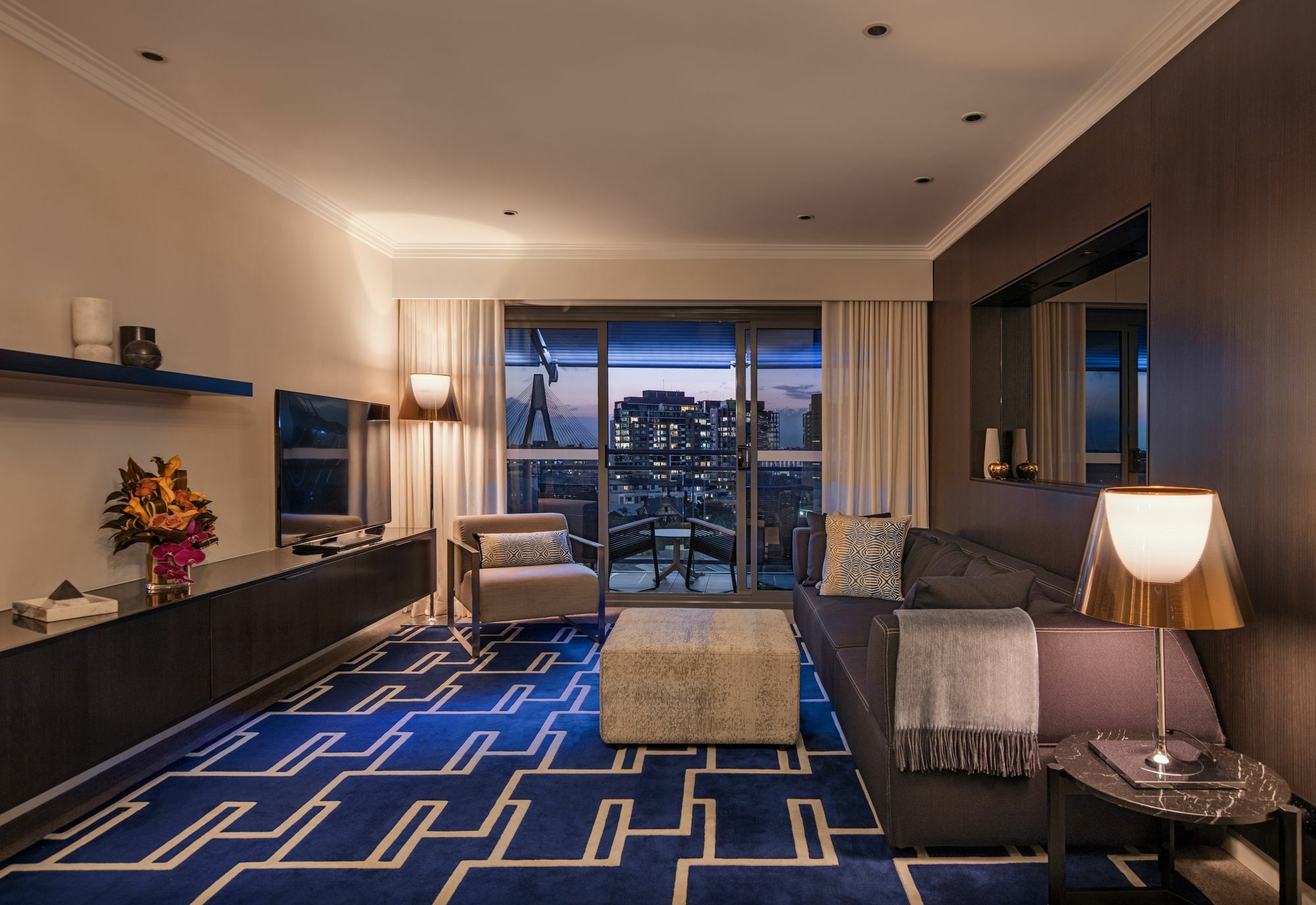 The Star Grand Hotel And Residences Sydney Ngoại thất bức ảnh A living room at the Ritz-Carlton, Singapore